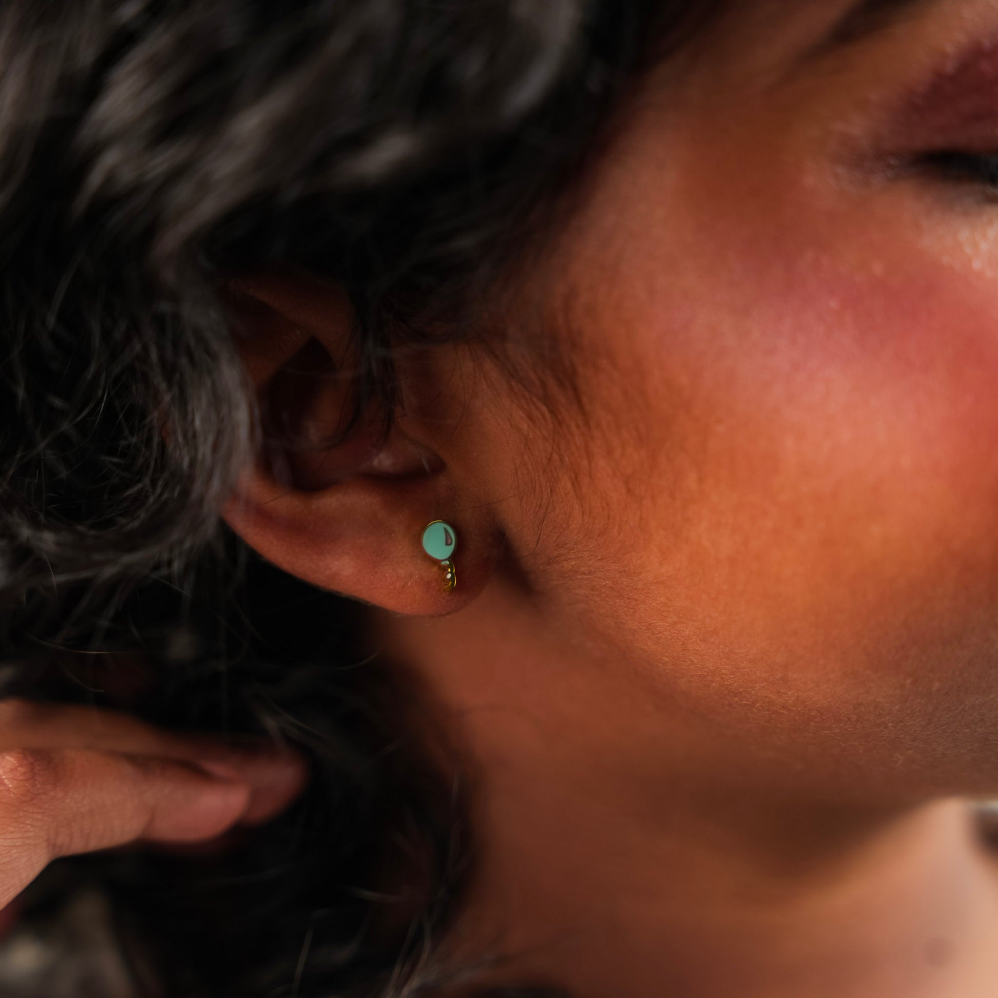 बैलून स्टड इयररिंग