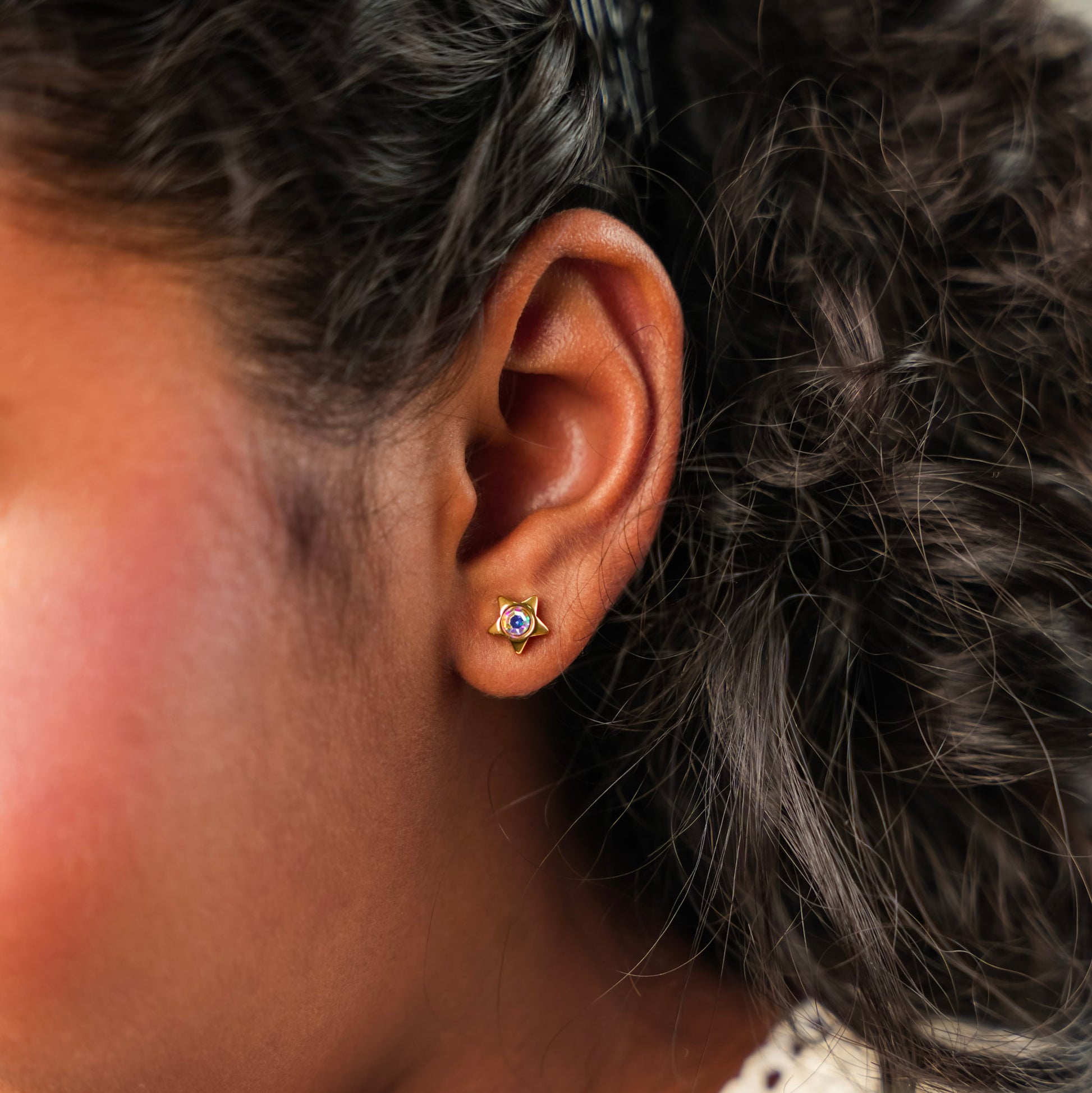 स्टार स्टड इयररिंग