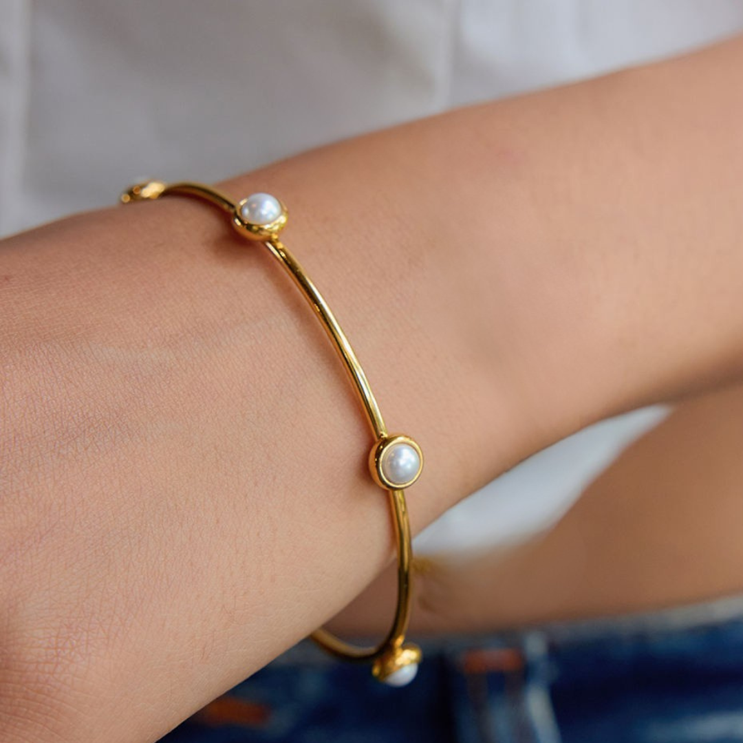 Royal Pearl Bangle