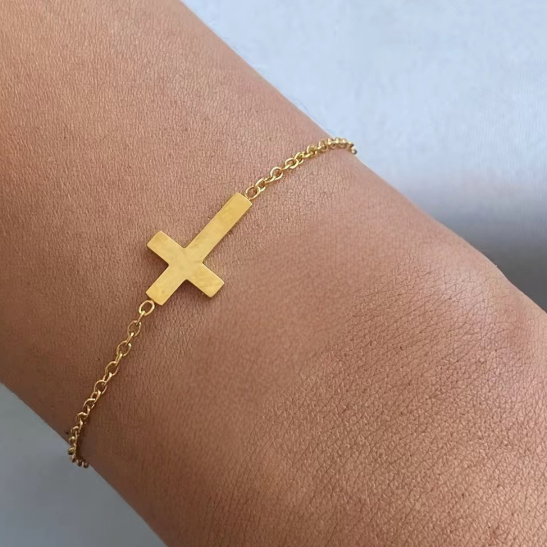 Classic Cross Bracelet