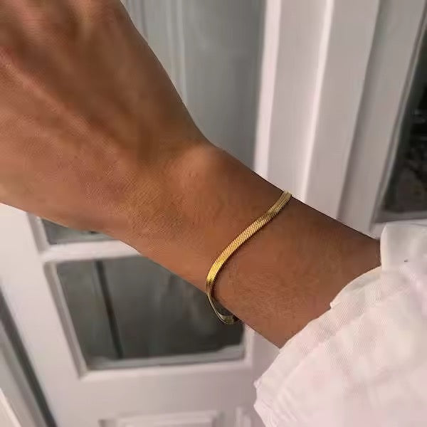 लुसी स्नेक चेन ब्रेसलेट