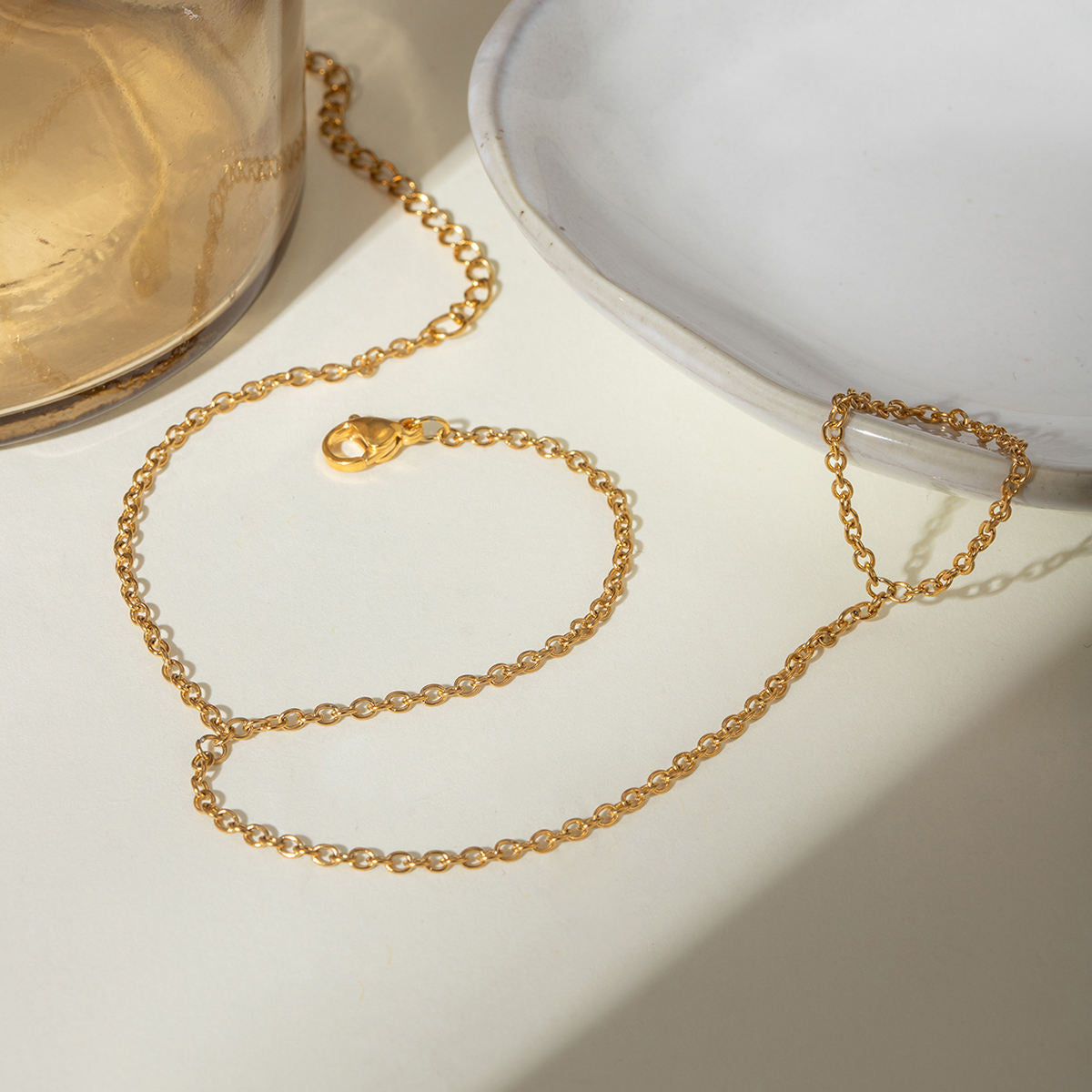 Ira Simple Hand Chain Bracelet