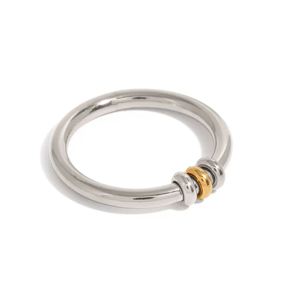 ट्रिनिटी बैंड रिंग