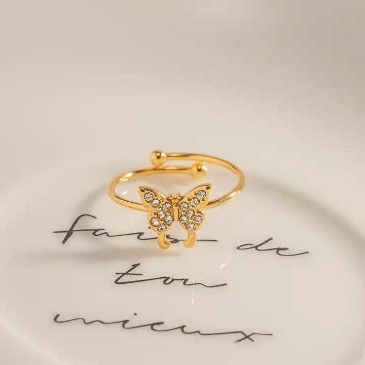 तितली आकार बदलने योग्य अंगूठी