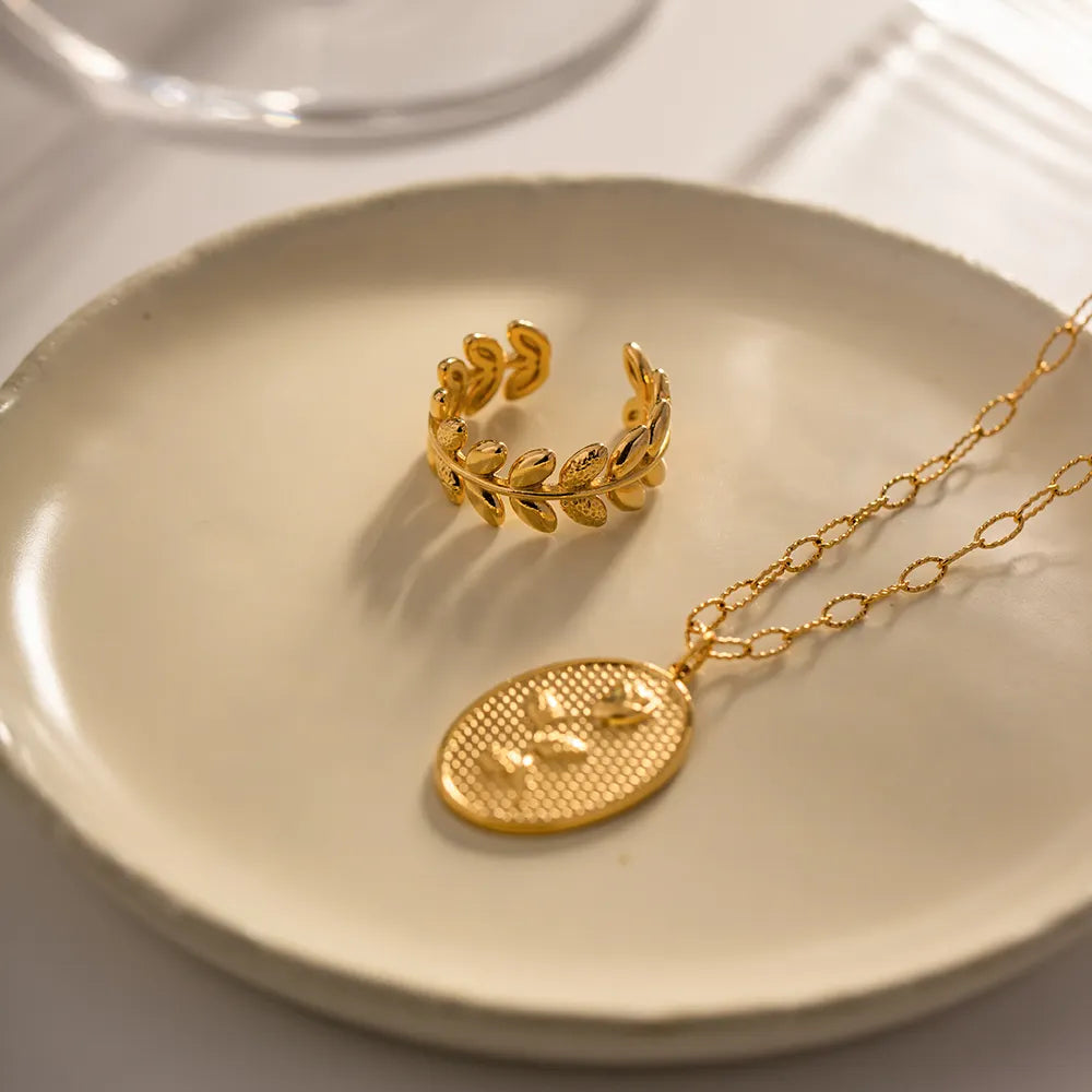 बनावट वाली पत्तीदार आकार बदलने योग्य अंगूठी