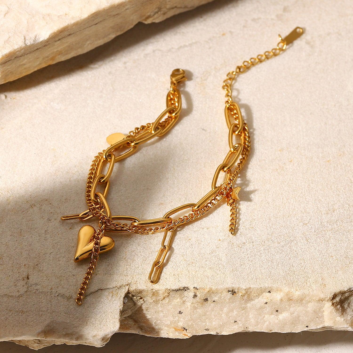 चंकी लेयर्ड हार्टी ब्रेसलेट