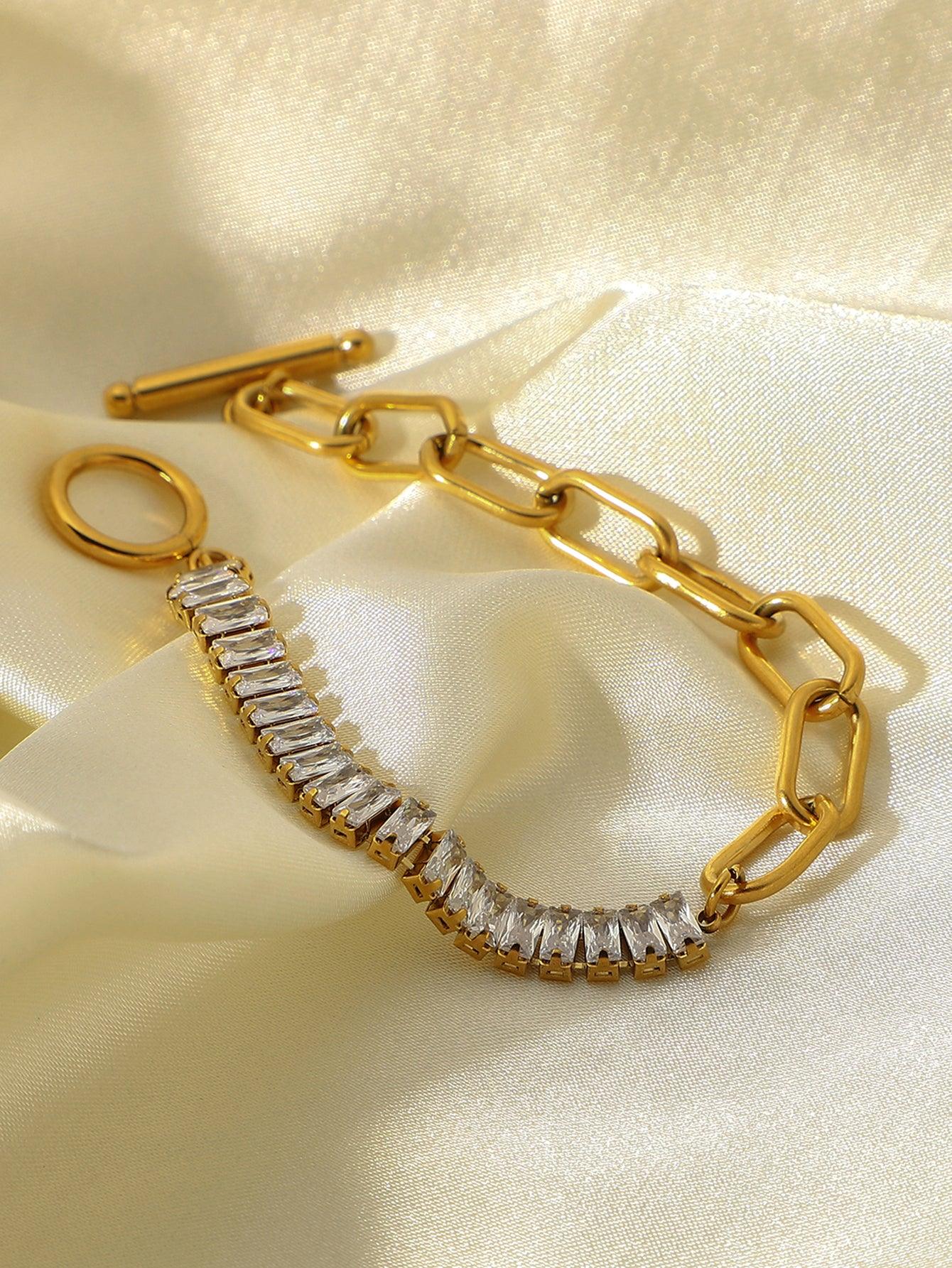 आधा चेन आधा ज़िरकोनिक बकल ब्रेसलेट