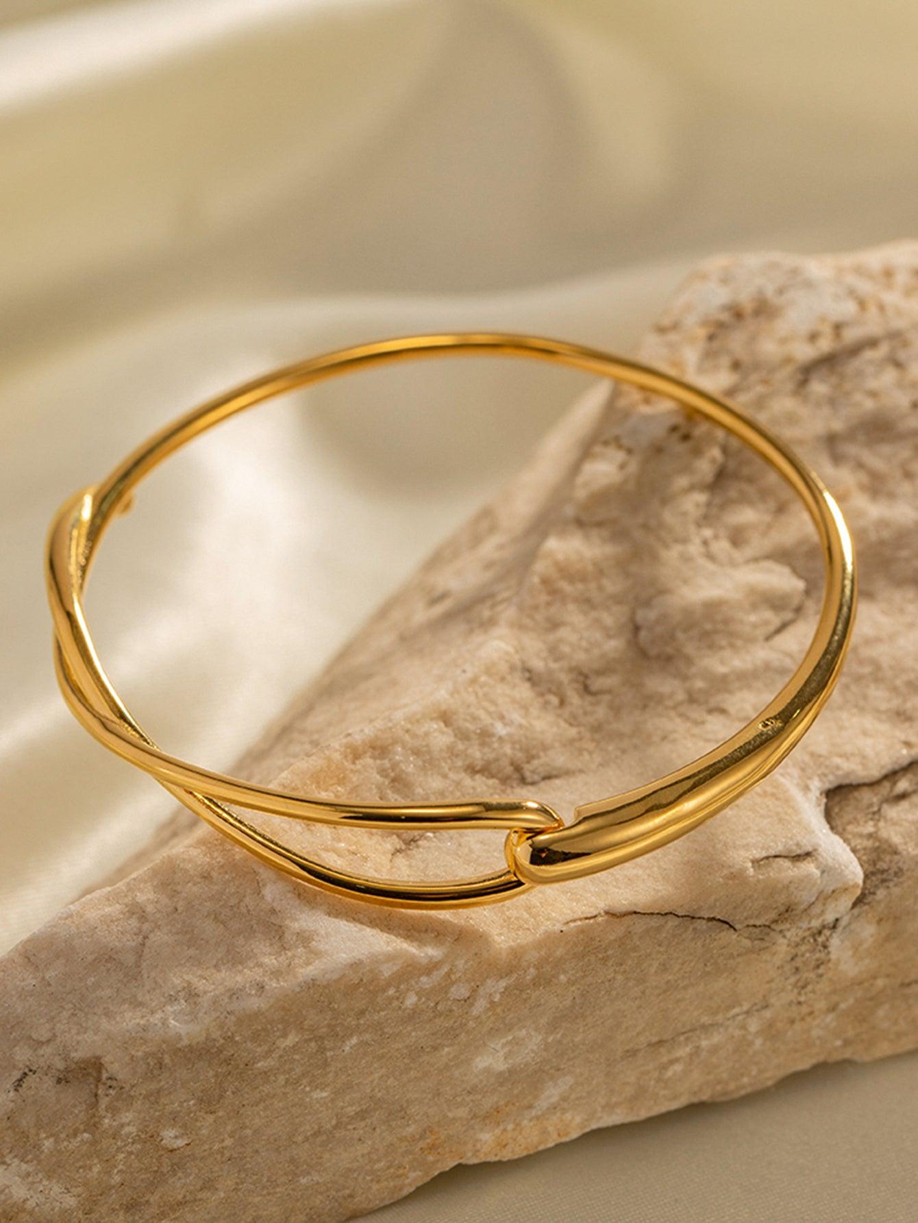 नॉट डेंटी कड़ा