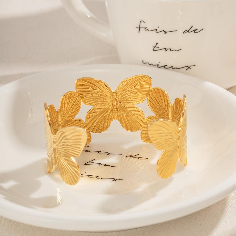 तितली स्टेटमेंट कड़ा