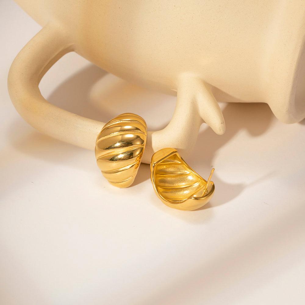 क्रोइसैन हूप इयररिंग