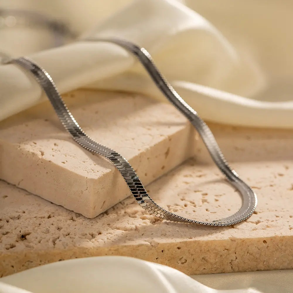 साँप चेन हार - 4 मिमी