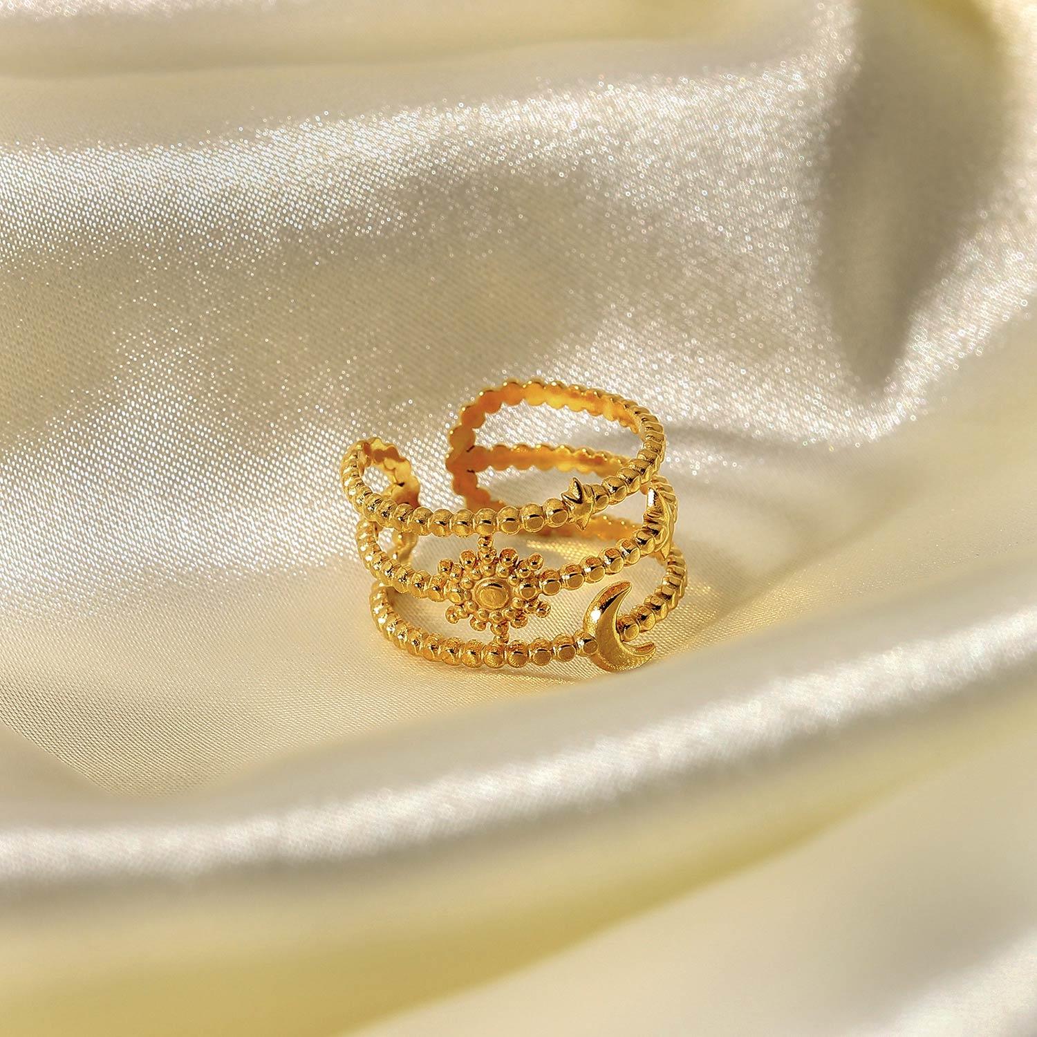 लूना स्तरित आकार बदलने योग्य अंगूठी