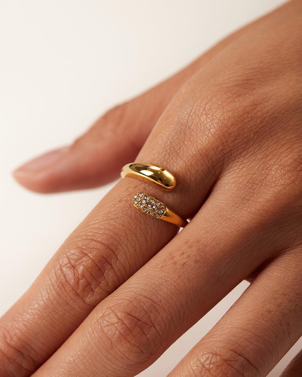 जेसी आकार बदलने योग्य अंगूठी