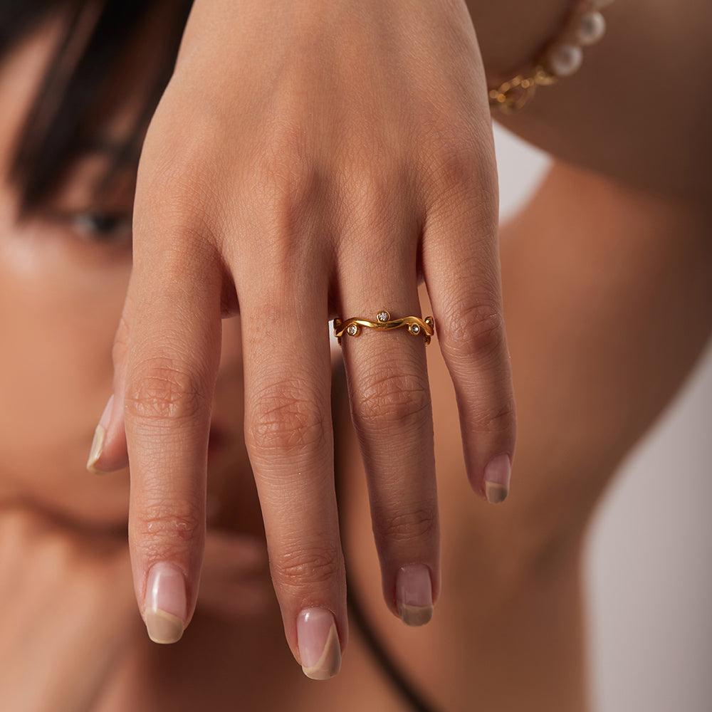 जूडी आकार बदलने योग्य अंगूठी