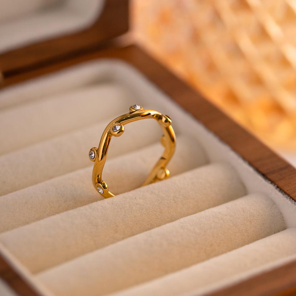 जूडी आकार बदलने योग्य अंगूठी