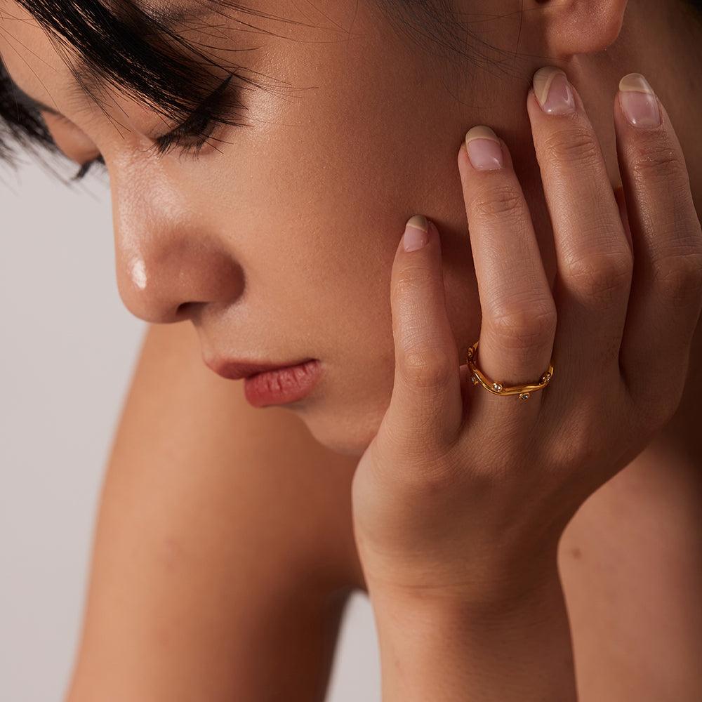 जूडी आकार बदलने योग्य अंगूठी