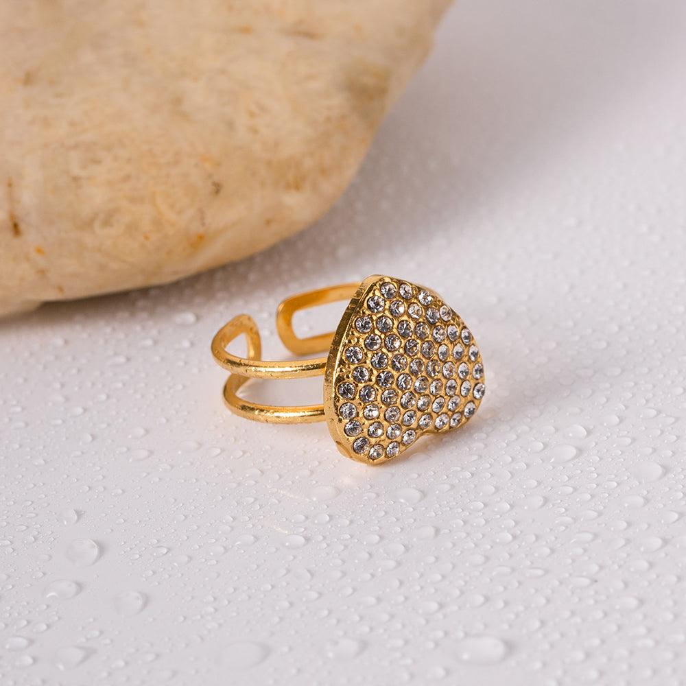 स्पार्कल हार्ट रिंग