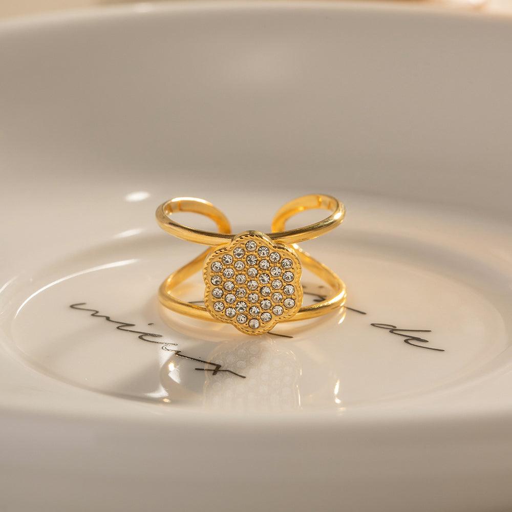 फ्लोरा ज़िरकोनिया स्तरित आकार बदलने योग्य अंगूठी