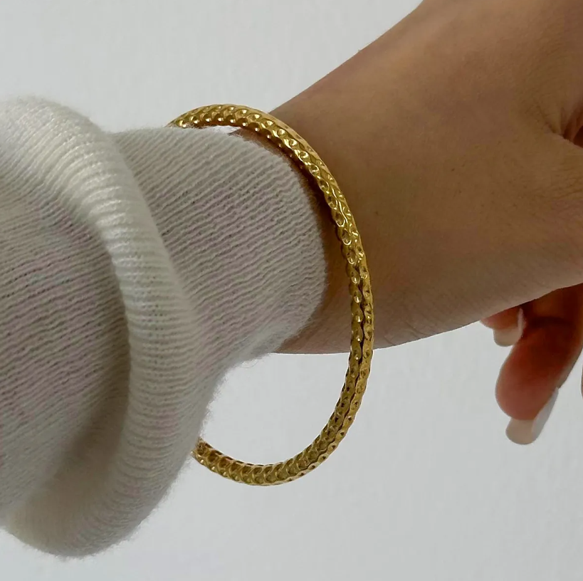 बनावट वाली चूड़ी - एकल टुकड़ा