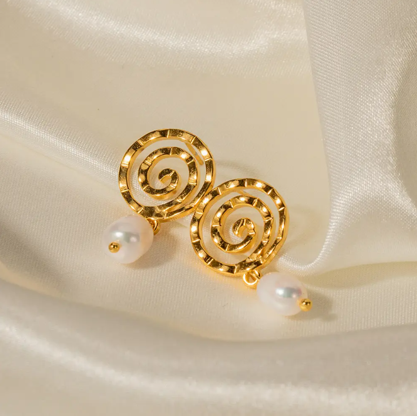 चक्र मोती बाली