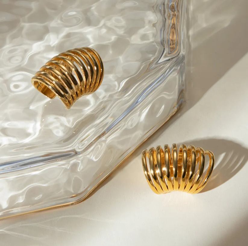 स्टैकिंग ईयर कफ इयररिंग