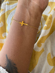 Classic Cross Bracelet