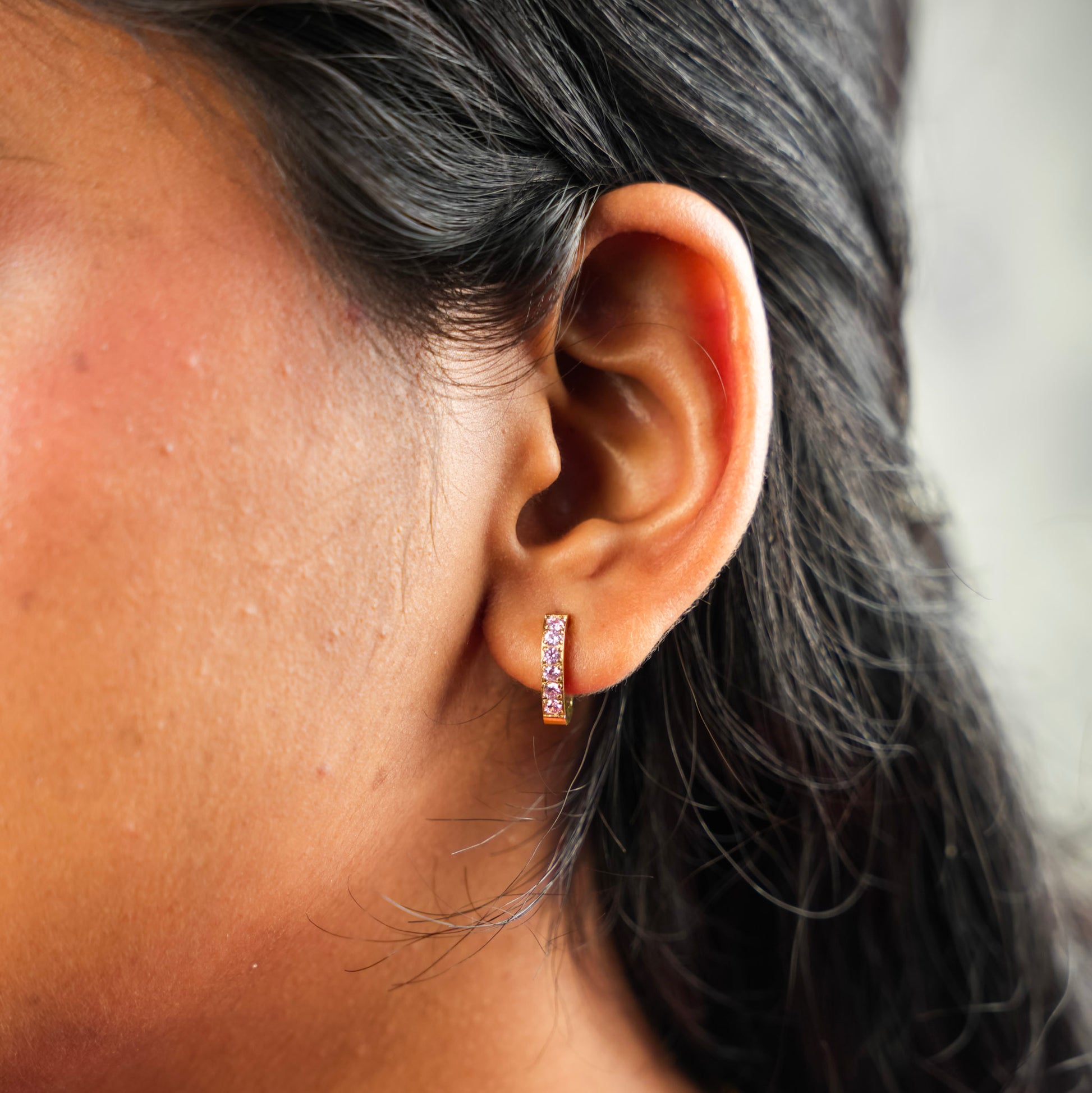 गुलाबी दिल घेरा बालियां