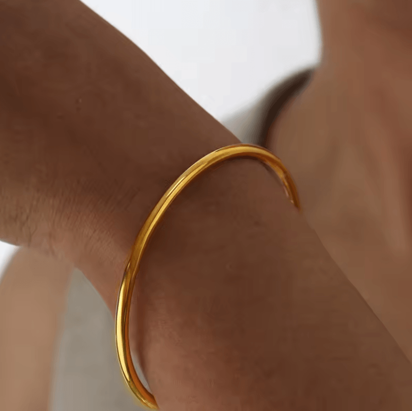 Plain Shiny Single Bangle