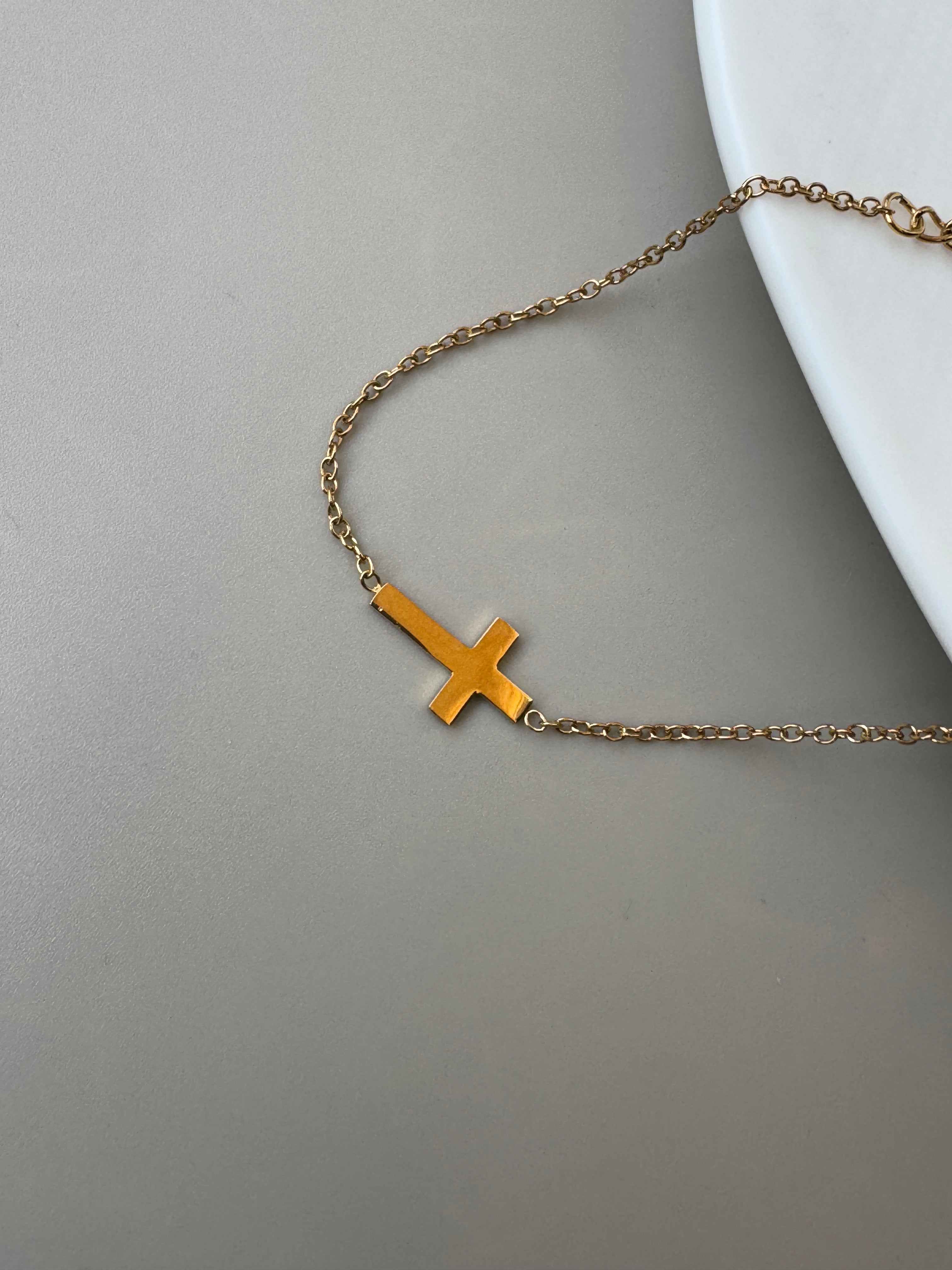 Tiny Cross Bracelet