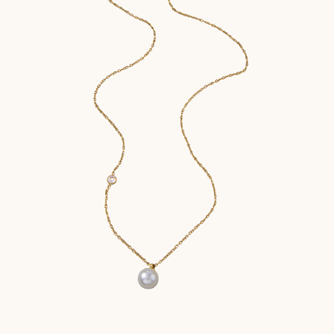 Elegant Pearl Necklace