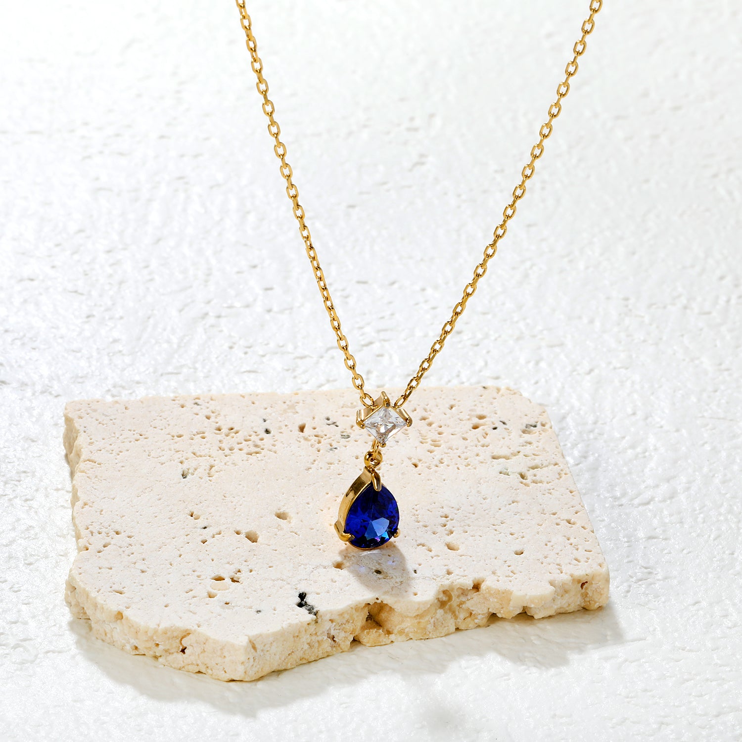 Aira Celeste Necklace - Sapphire