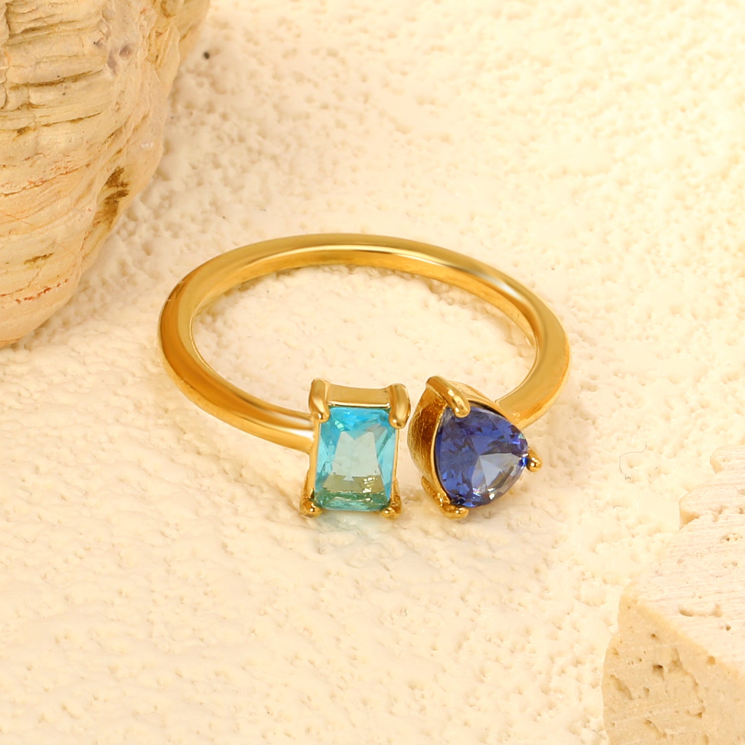 Aira Magical Ring - Blue