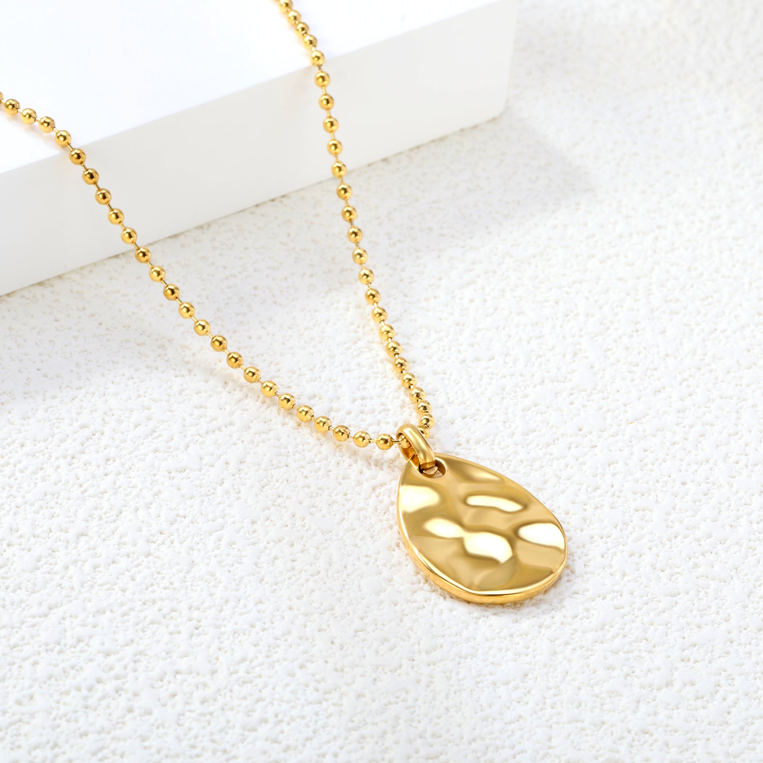 Drop Lava Necklace