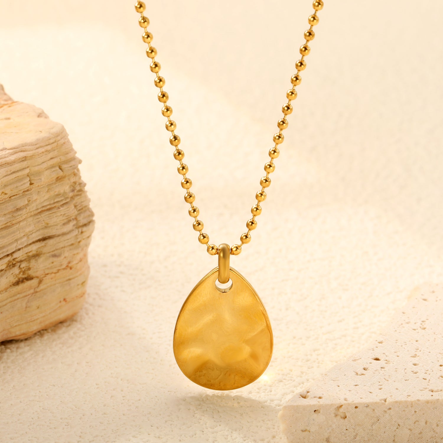 Drop Lava Necklace