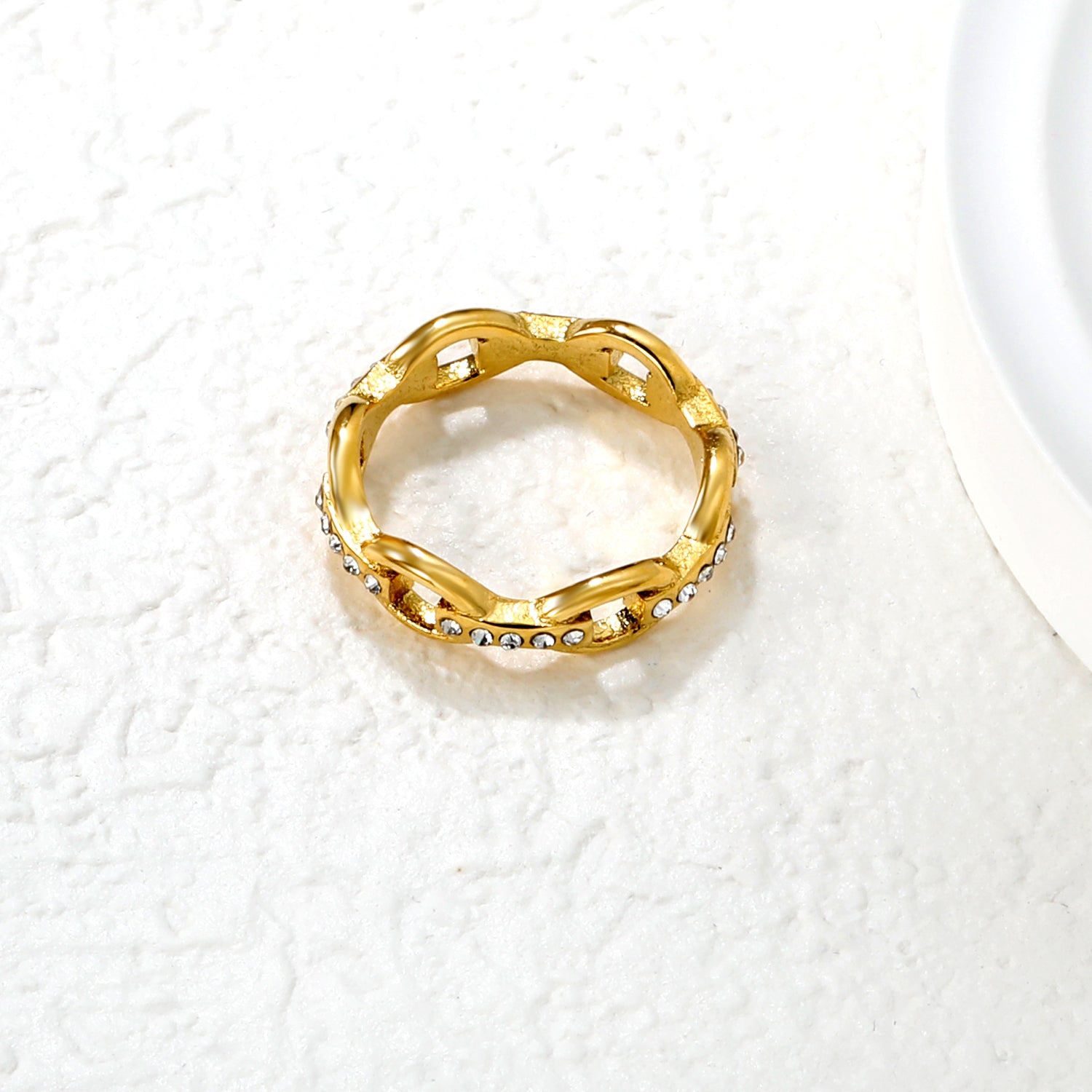 Elite Loop Ring
