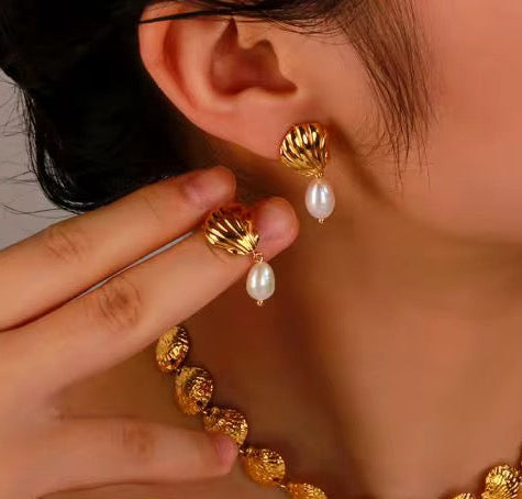 समुद्री मोती की बाली