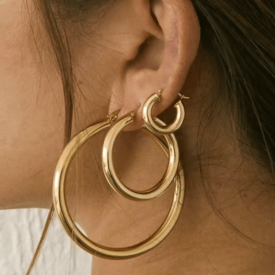 Canisa Bold Hoop Earring