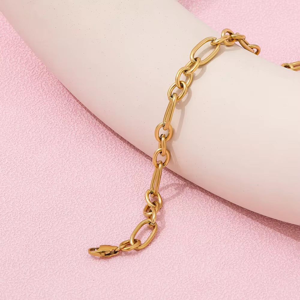 Loopy Loop Bracelet