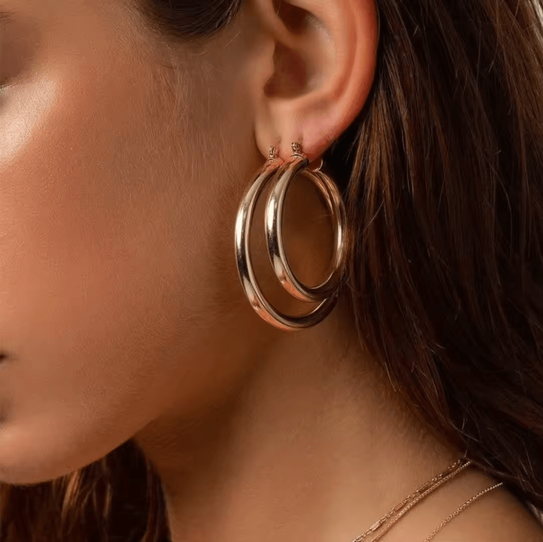 Canisa Bold Hoop Earring