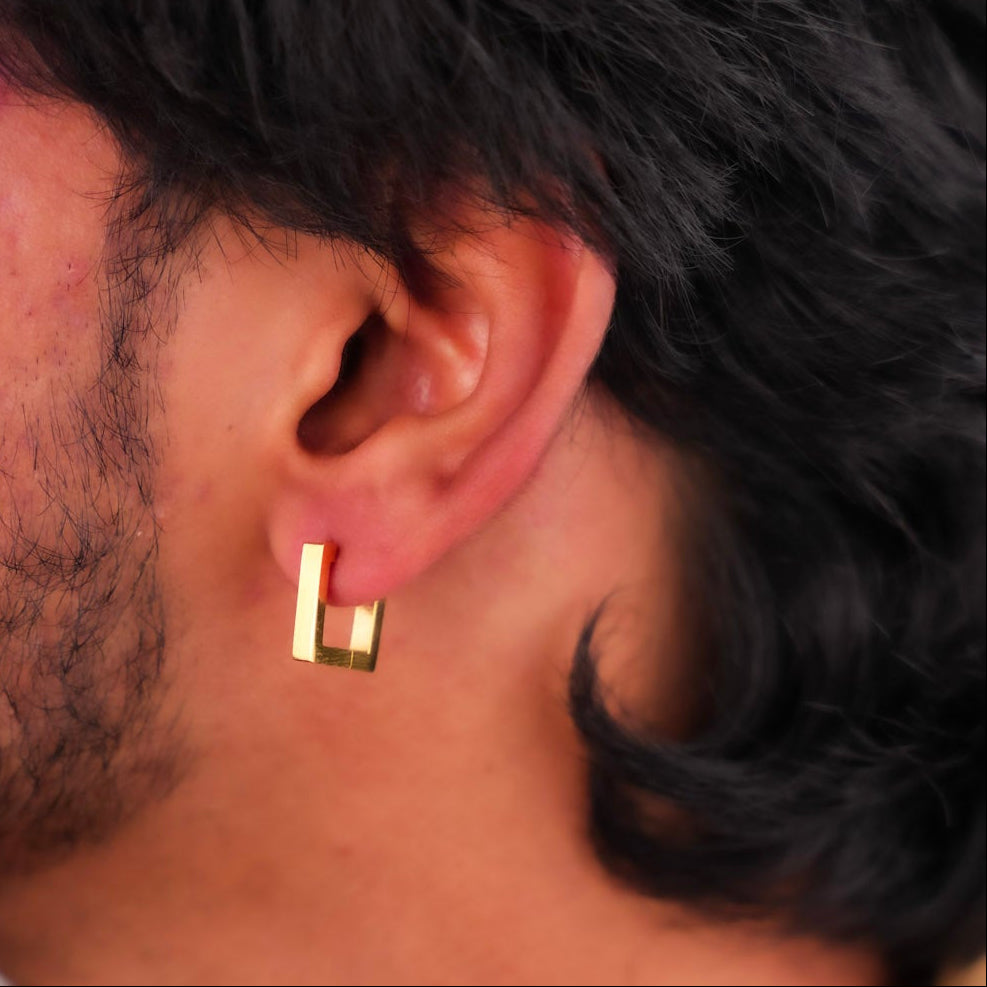 स्क्वायर हूप इयररिंग्स - सोना 