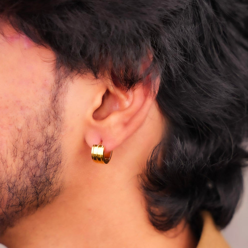 बकल हूप इयररिंग्स - सोना