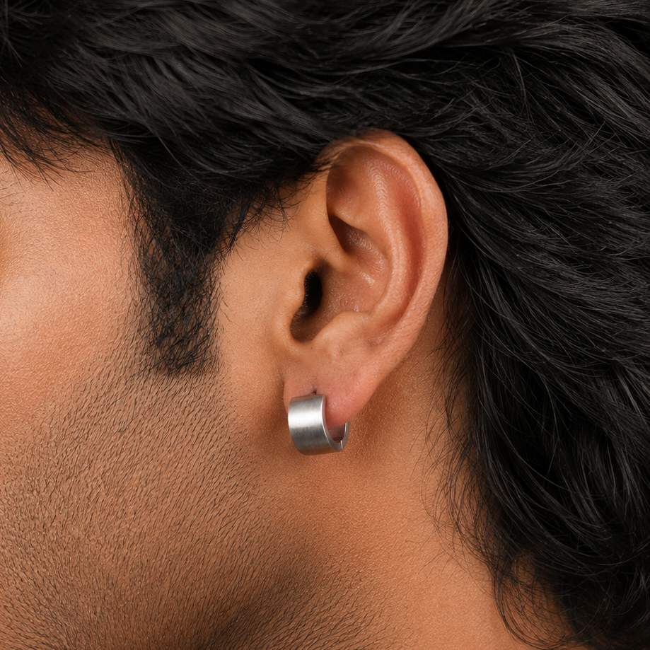 Matt Hoop Earring - S