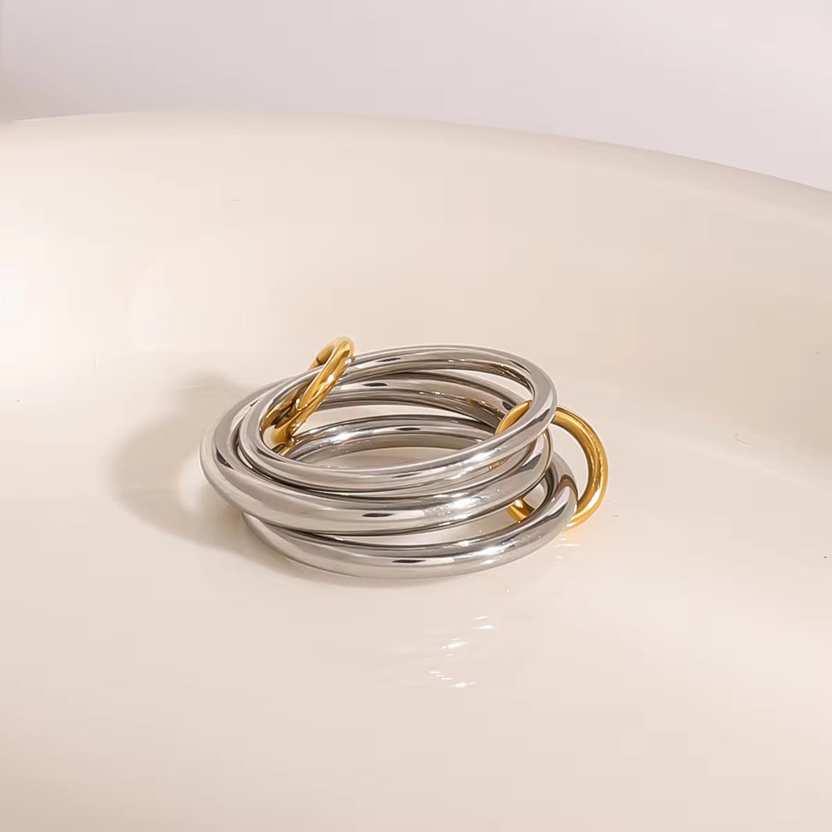 Triple Dual Tone Ring