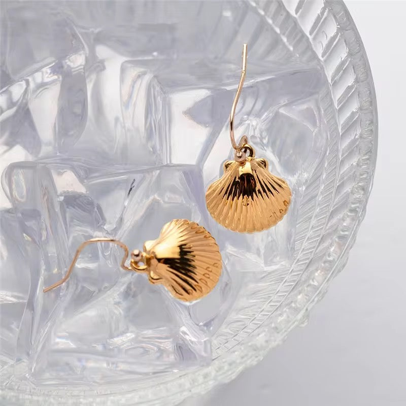 Sea Shell Hanging Earring