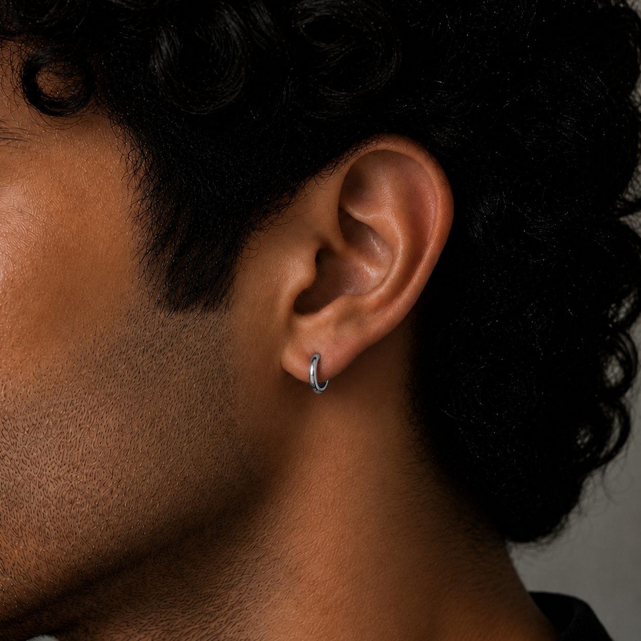 Petite Hoop Earring - 8 MM - S