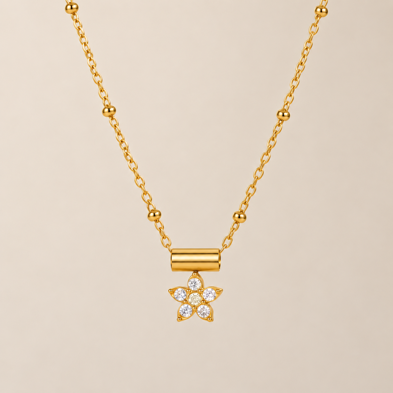 Linea Flower Necklace