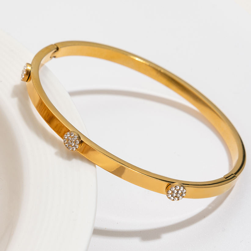 Circle Diamond Oval Bangle