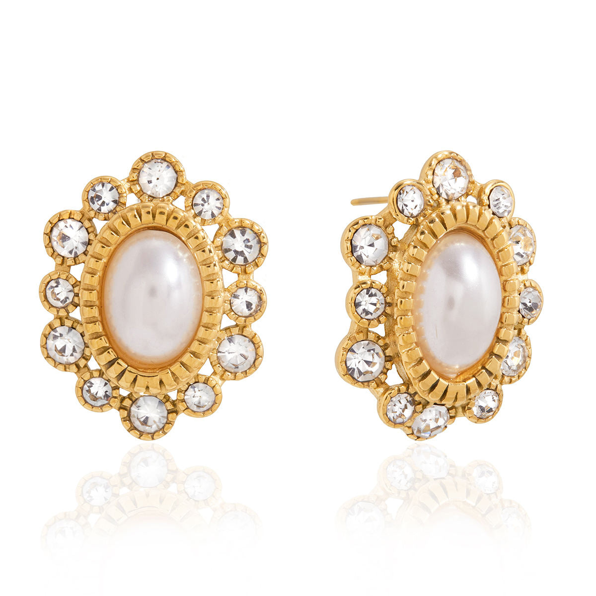 Classic Pearl Stud Earring