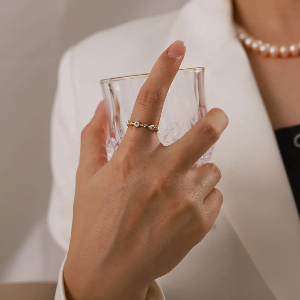 ज़िरकोनिया ईविल रिसाइज़ेबल रिंग