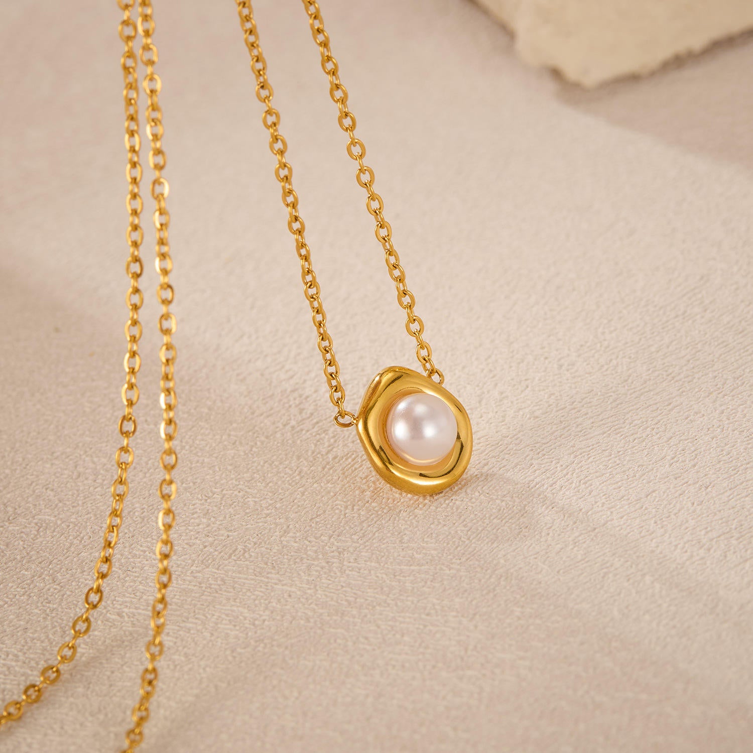 Buy stainless steel pearl pendant necklace